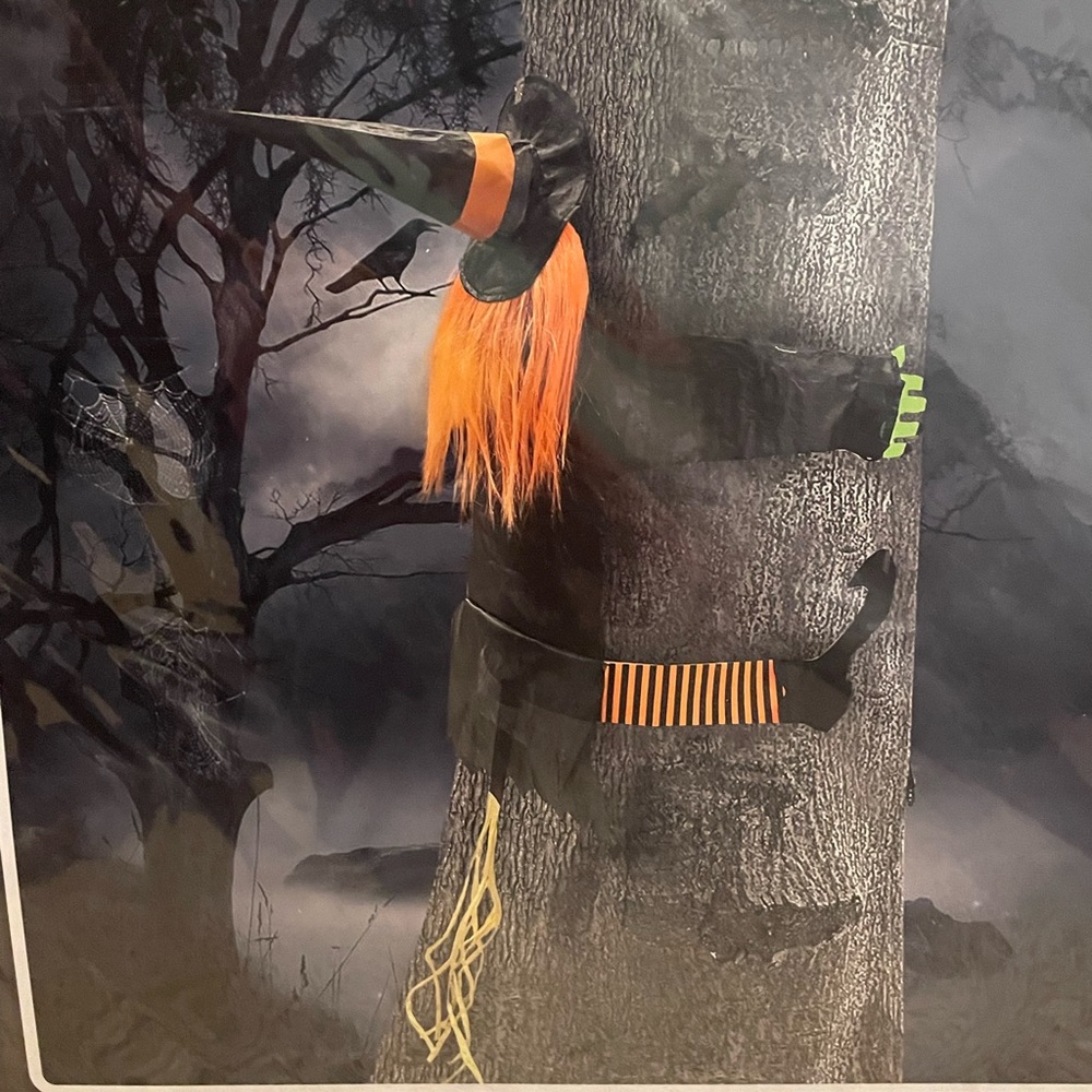 Halloween 36x18” Witch Hanging On a Tree Outdoor Decorative Accent NWT - Picture 6 of 9